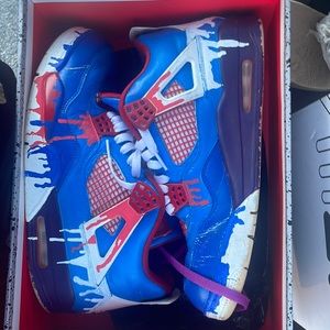 CUSTOM JORDAN 4